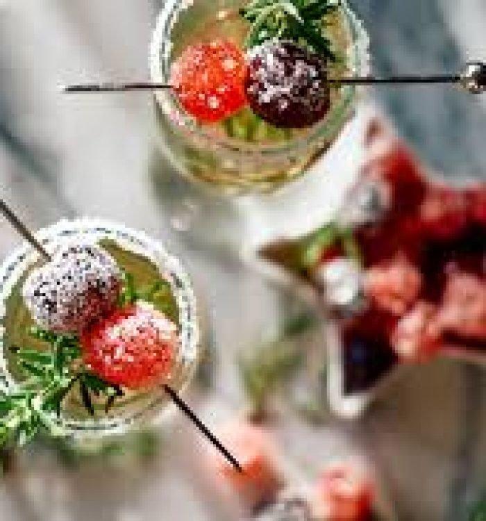 Festive Food and Drink Ideas for Your Holiday Bash